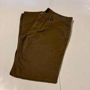 Dockers Men's Jean Cut All Season Slim-Fit Tech Pants Size 36x32